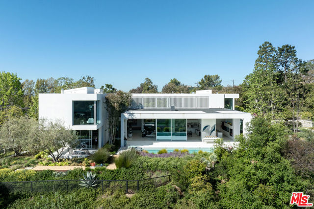 Drew Fenton | 12251 Castlegate Drive Los Angeles CA | MLS: 7060159