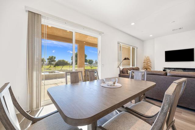 48406 Hepburn Drive, Indio CA: https://media.crmls.org/mediaz/9f42c8be-505b-485c-a4c8-78b4d66e568c.jpg