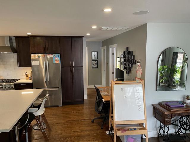 1676 Toledo Court, Pacifica CA: https://media.crmls.org/mediaz/9f438c82-d696-4184-94ee-85918ed735da.jpg