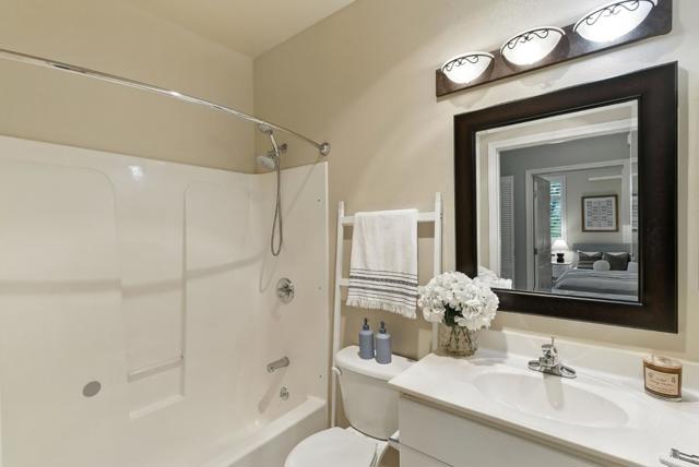 401 S Norfolk Street, San Mateo CA: https://media.crmls.org/mediaz/9f43d070-fbfa-46e4-b99e-755ce933d950.jpg
