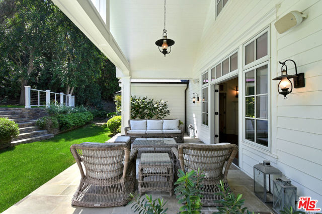 Image 45 of 55 For 3640 Longridge Avenue