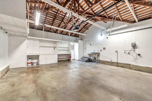1625 S Wolfe Road, Sunnyvale CA: https://media.crmls.org/mediaz/9f455e0d-93ca-4af9-aa65-ac6e616b6bab.jpg