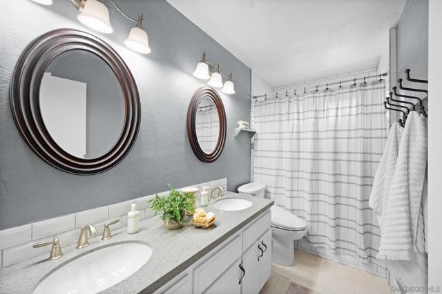 11479 Grassy Trail Dr, San Diego CA: https://media.crmls.org/mediaz/9f45fbbe-0431-4f93-b36c-88326576f5c7.jpg