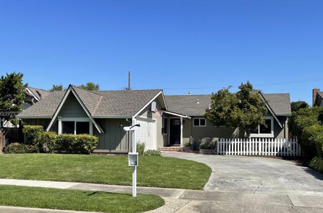 6863 Devon Way, San Jose CA: https://media.crmls.org/mediaz/9f4684ff-848d-4a64-8893-3ee159226545.jpg