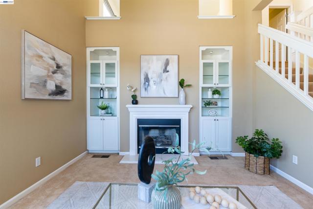 742 N 6th St, San Jose CA: https://media.crmls.org/mediaz/9f47330c-302d-4155-b471-9a0dd1bac894.jpg