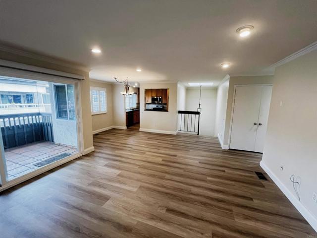 Detail Gallery Image 2 of 30 For 6309 Caminito Salado, San Diego,  CA 92111 - 3 Beds | 2 Baths