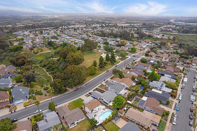 4755 Cather Ave, San Diego CA: https://media.crmls.org/mediaz/9f48e70a-4c36-4a42-b9b3-be649476dce6.jpg