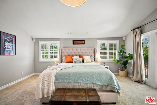4 Bed Home for Sale in Encino, California