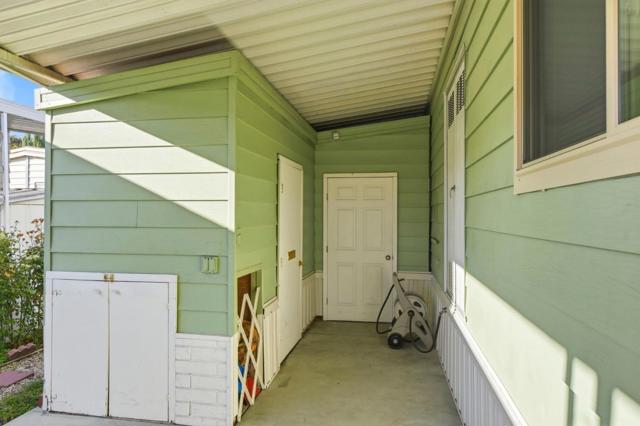 146 Mountain Springs Drive, San Jose CA: https://media.crmls.org/mediaz/9f4a63cc-cbe3-405d-bdde-aea20d707acb.jpg