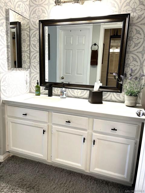 6970 Ballena Way, Carlsbad CA: https://media.crmls.org/mediaz/9f4a7d24-e1df-4b23-9769-f48626db5830.jpg