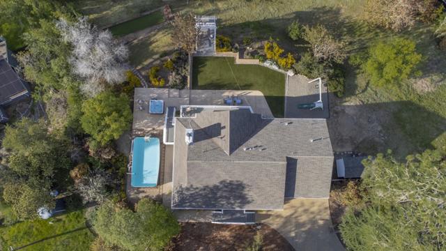 24865 Skyland Road, Los Gatos CA: https://media.crmls.org/mediaz/9f4ad54e-1e0f-4a1b-aa93-c3c647e5046a.jpg