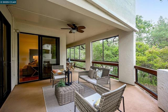 1281 Avenida Sevilla, Walnut Creek CA: https://media.crmls.org/mediaz/9f4cde3b-5a57-465d-bd8d-3a142a060a18.jpg
