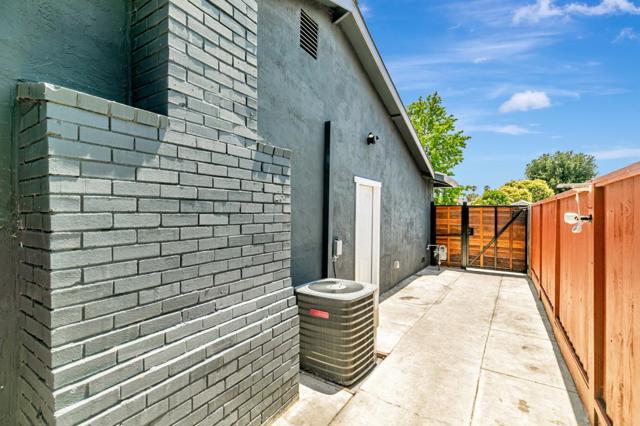 2489 Foxdale Drive, San Jose CA: https://media.crmls.org/mediaz/9f4d77c2-da6a-4199-b1ec-c595c9e807e6.jpg