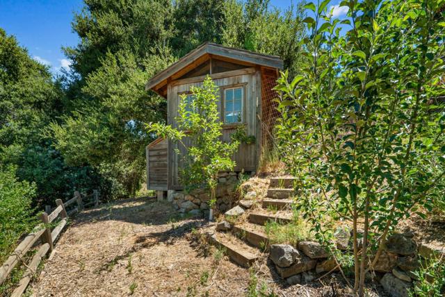 Image 68 of 104 For 15651 Kennedy Road