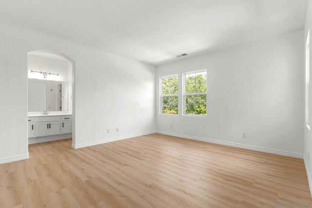 1120 Championship Rd, Oceanside CA: https://media.crmls.org/mediaz/9f4ea859-fb25-4ce5-9e32-604f5b87e247.jpg