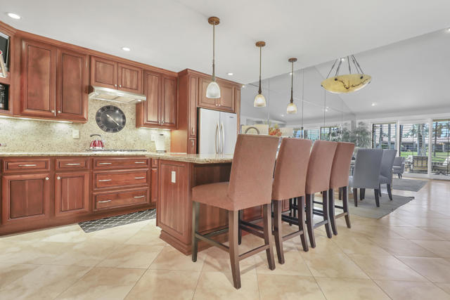 76099 Impatiens Circle, Palm Desert CA: https://media.crmls.org/mediaz/9f4fa5ce-e2f2-48ba-9211-ff7765d809ee.jpg