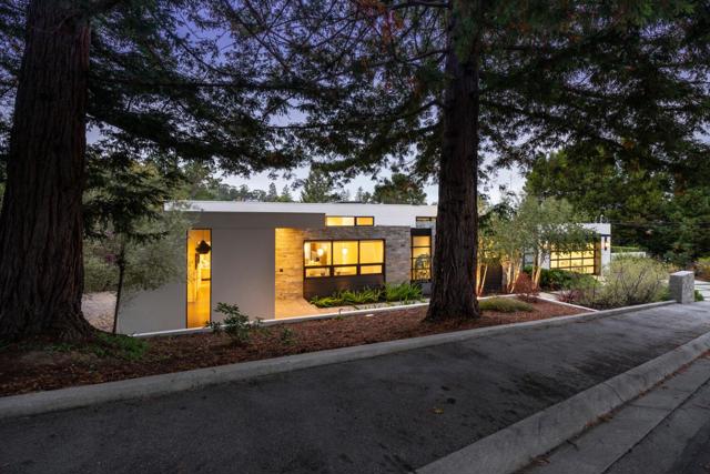 5 Drayton Road, Hillsborough CA: https://media.crmls.org/mediaz/9f4fcb2c-4491-4e21-8f5f-171038217fa7.jpg