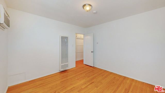 11284 Montana Avenue, Los Angeles CA: https://media.crmls.org/mediaz/9f5012f6-87a9-42af-96c0-a6c195dae249.jpg