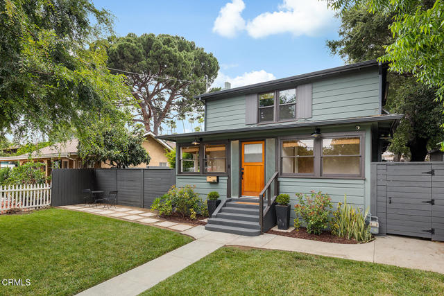 Detail Gallery Image 2 of 40 For 987 Bell St, Pasadena,  CA 91104 - 4 Beds | 5 Baths