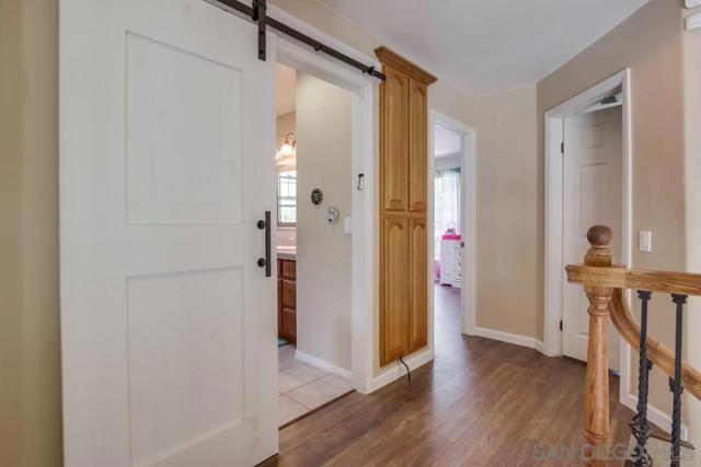 210 Frances Dr, El Cajon CA: https://media.crmls.org/mediaz/9f52871f-cbc0-4ece-9cef-f19e11b35c98.jpg