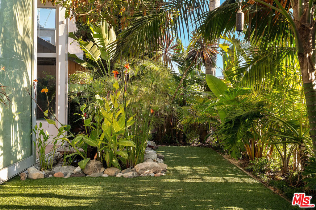 MLS #25589709 image #12