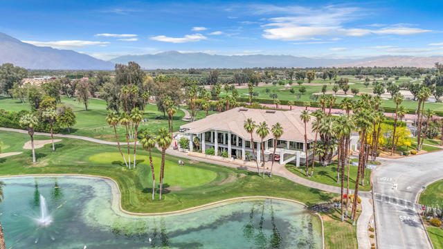910 Island Drive #112, Rancho Mirage, CA 92270