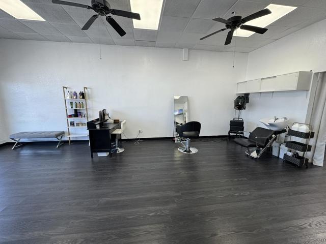 12243 Woodside Ave, Lakeside CA: https://media.crmls.org/mediaz/9f5431ba-5970-45c9-93ef-428eed5c06f4.jpg