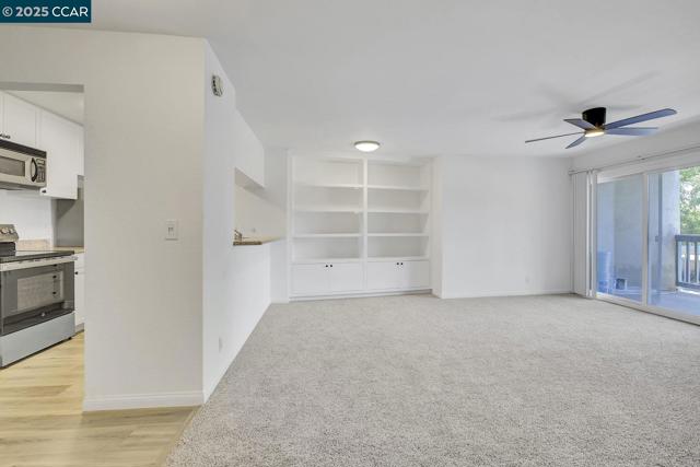 1087 Murrieta Blvd, Livermore CA: https://media.crmls.org/mediaz/9f548f1f-5edc-4f7c-b166-77d352bb2334.jpg