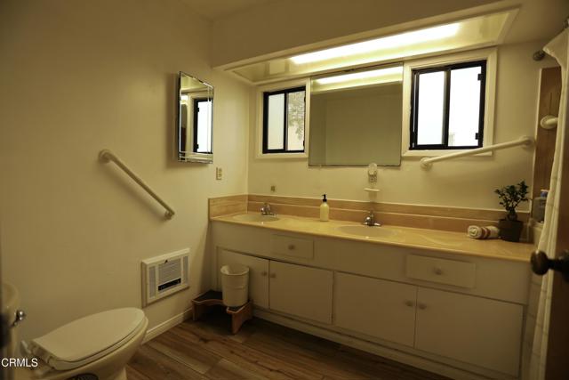 Detail Gallery Image 29 of 36 For 1010 W Robert Ave, Oxnard,  CA 93030 - 4 Beds | 2 Baths