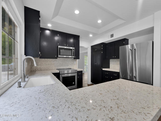 3950 United Road, Agoura Hills CA: https://media.crmls.org/mediaz/9f54c62e-078f-472a-b7f9-28f13c15ade1.jpg