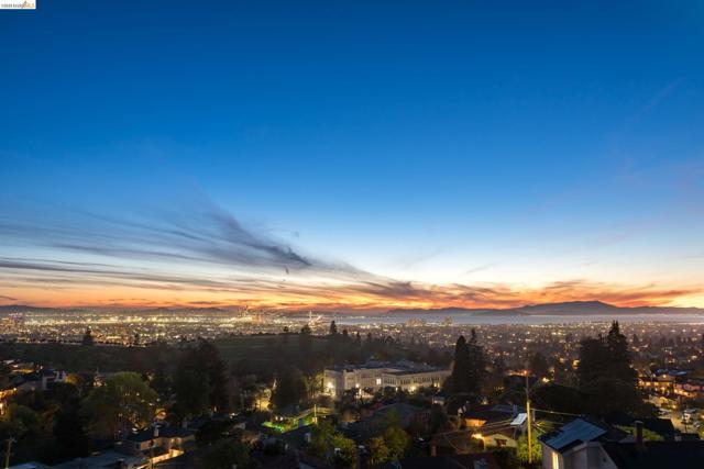 Image 39 of 60 For 4951 Proctor Ave