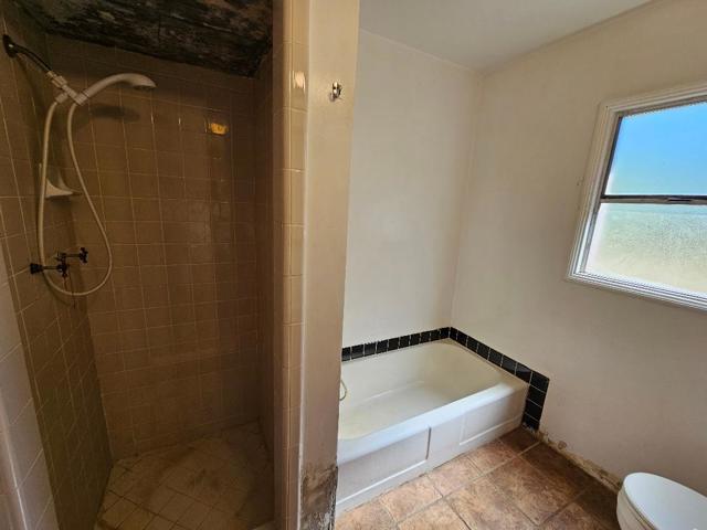 3234 Hoover Street, Redwood City CA: https://media.crmls.org/mediaz/9f565e20-90f8-476e-a63a-f4dec6465eb1.jpg