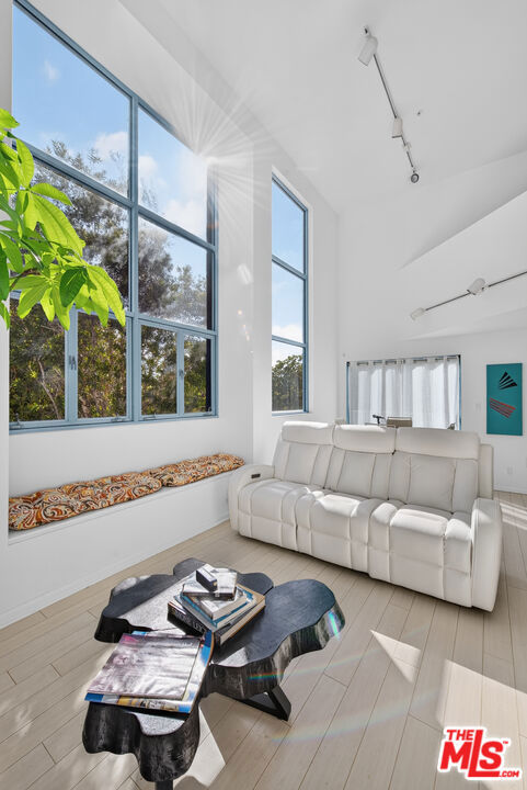 1511 16th Street, 201 photo 7