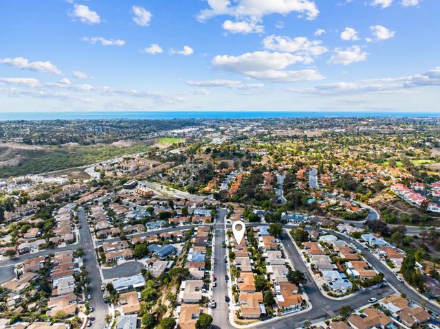 3560 Santa Maria Street, Oceanside CA: https://media.crmls.org/mediaz/9f57c4a4-6ca8-45ba-8982-5d6cdd6688f1.jpg