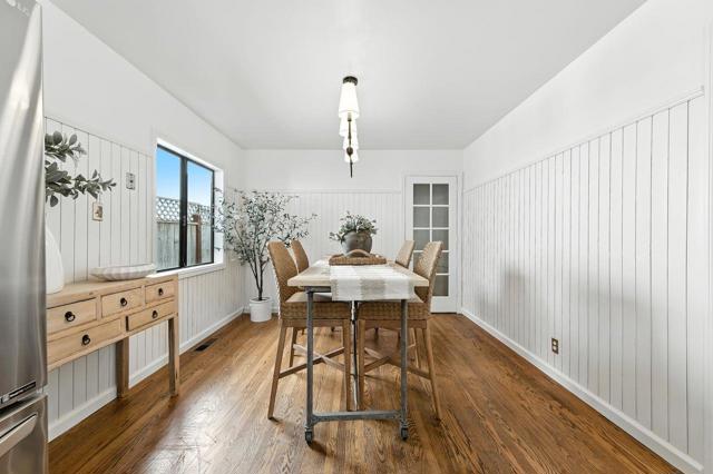 1422 W Selby Lane, Redwood City CA: https://media.crmls.org/mediaz/9f597527-cc4c-4c76-b156-f75d134b108b.jpg
