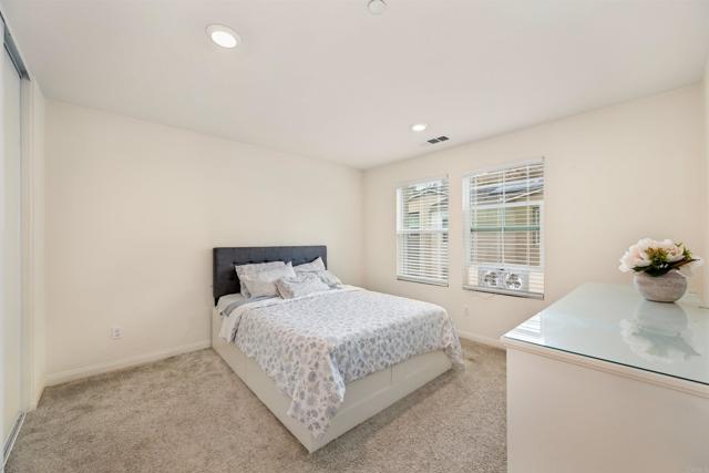 Detail Gallery Image 12 of 20 For 354 Fitzpatrick Rd #104,  San Marcos,  CA 92069 - 2 Beds | 2 Baths