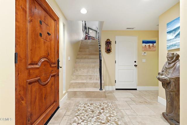 Detail Gallery Image 8 of 73 For 137 Fillmore Ave, Oxnard,  CA 93035 - 3 Beds | 3 Baths