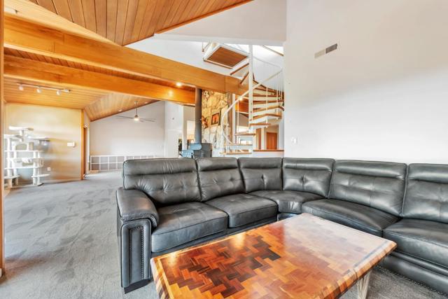950 Oak Ridge Road, Los Gatos CA: https://media.crmls.org/mediaz/9f5ba207-2c26-43fc-a3cf-0cf9c19b62db.jpg