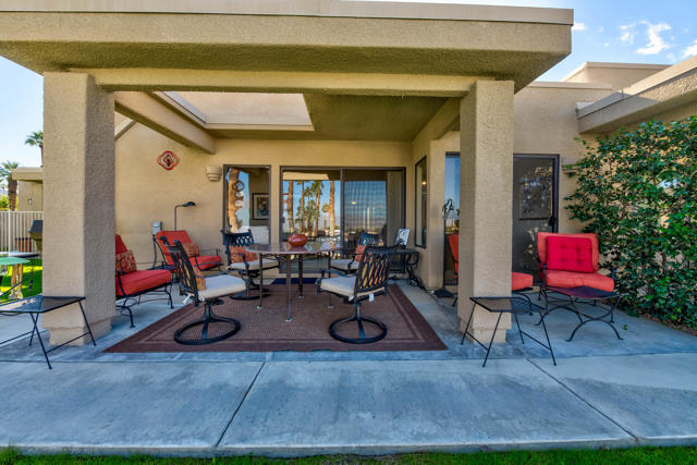 72520 Sandstone Lane, Palm Desert, CA 92260