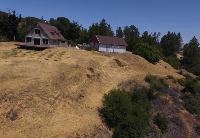 28750 Loma Chiquita Road, Los Gatos CA: https://media.crmls.org/mediaz/9f5bf0df-ea7f-43fa-8d10-2534d650fdad.jpg