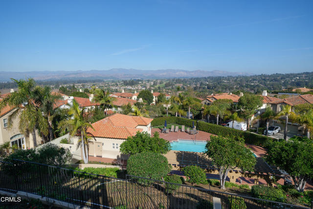 Detail Gallery Image 30 of 55 For 927 Corte Augusta, Camarillo,  CA 93010 - 3 Beds | 2/1 Baths