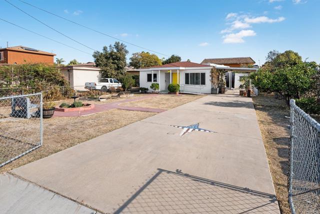 354 Sunrise Drive, San Ysidro CA: https://media.crmls.org/mediaz/9f5c6483-d4aa-4580-9396-259074fe8148.jpg