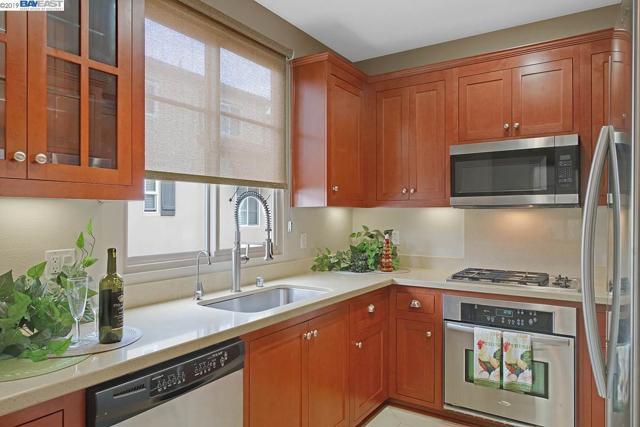 549 Ficus Ter, Fremont CA: https://media.crmls.org/mediaz/9f5d4ed9-1ff2-469d-9a47-271fc7542fd7.jpg