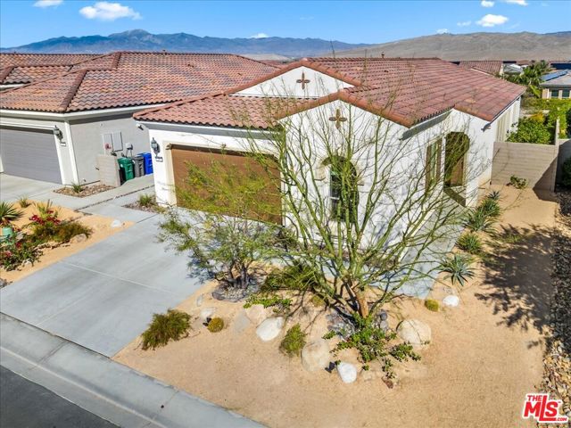 86 Burgundy, Rancho Mirage CA: https://media.crmls.org/mediaz/9f5dde5e-5da1-47f2-b8d4-7434d1d6698b.jpg