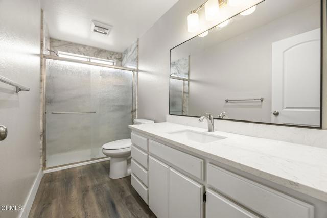 691 County Square Drive, Ventura CA: https://media.crmls.org/mediaz/9f5eb2b0-e901-4e06-a190-575f4f9d85d6.jpg