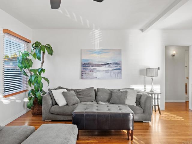 Detail Gallery Image 4 of 21 For 367 Hedge Way, Chula Vista,  CA 91910 - 2 Beds | 1 Baths