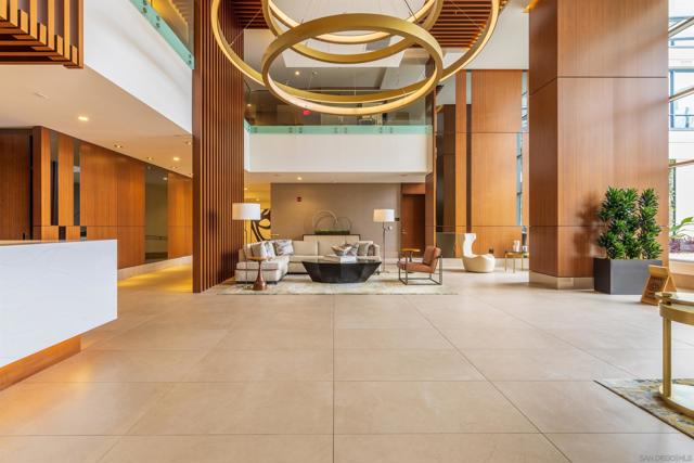 1388 Kettner Blvd, San Diego CA: https://media.crmls.org/mediaz/9f6024b2-def6-46eb-b741-8d154d18c76e.jpg