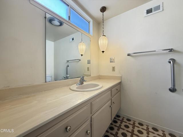 8160 Tiara Street, Ventura CA: https://media.crmls.org/mediaz/9f61d155-c474-40f3-997a-44cbdd2e9f39.jpg