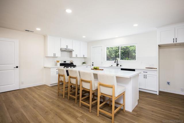 MLS #250031676SD image #9