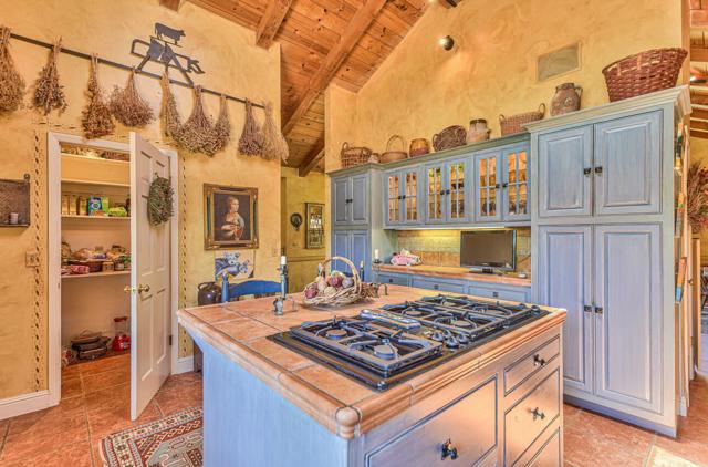 29225 Chualar Canyon Road, Chualar CA: https://media.crmls.org/mediaz/9f632450-c218-4f3d-b50b-fc38ae8f9da0.jpg
